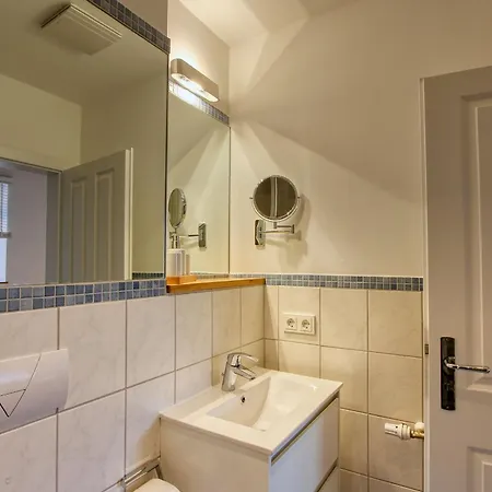 Am Ufer - 2 * Heiligenhafen